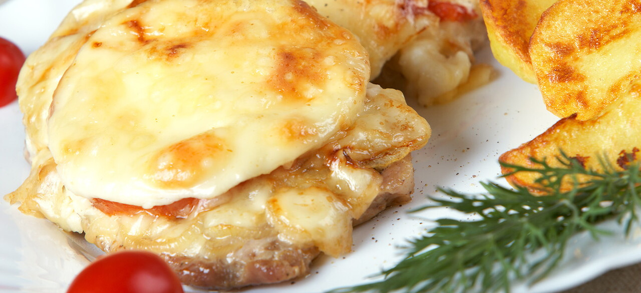 Как приготовить мясо по-французски в духовке: простые и вкусные рецепты